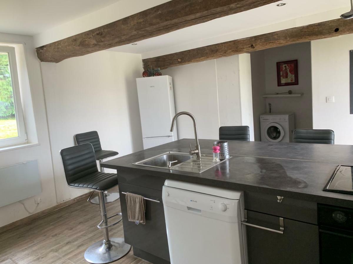 Gite Le Bonheur Est Dans Le Pre Saint-Pierre-Des-Ifs  Exterior foto